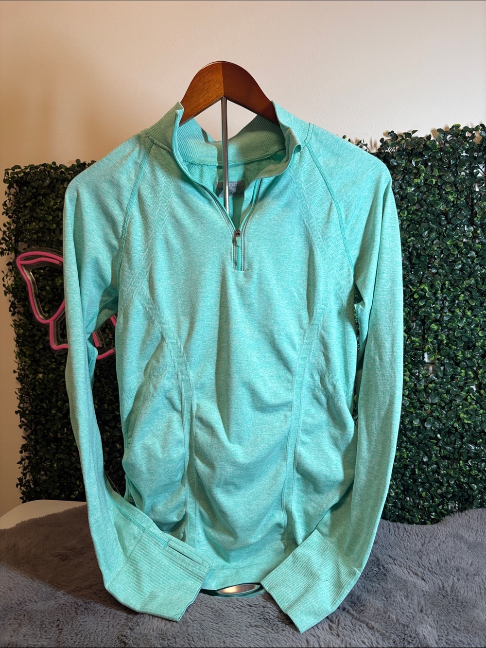 Athleta Mint Green Quarter-Zip Long Sleeve Top Size Medium